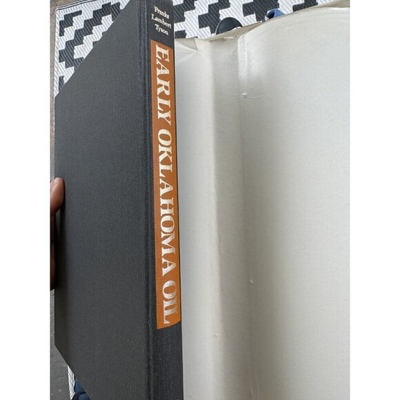 Early Oklahoma Oil a Photographic History' 1859-1936 Book Lot The Rush Begins - Picture 4 of 16